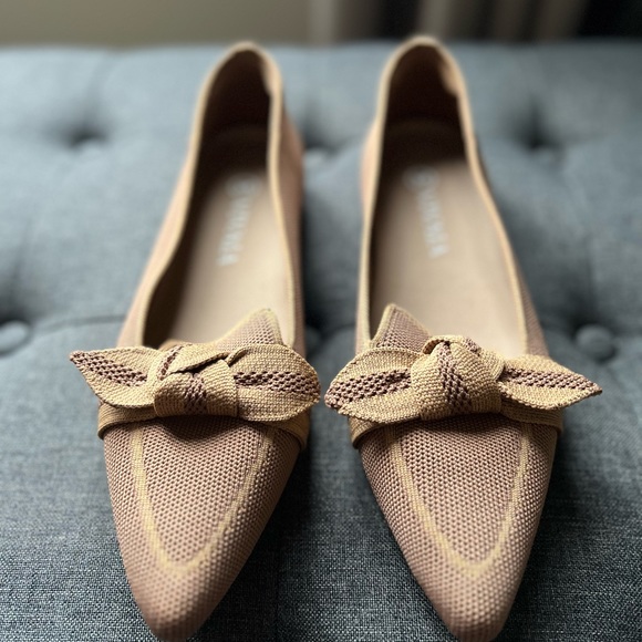 VIVAIA Pointed-Toe Bow Loafers - Picture 5 of 10